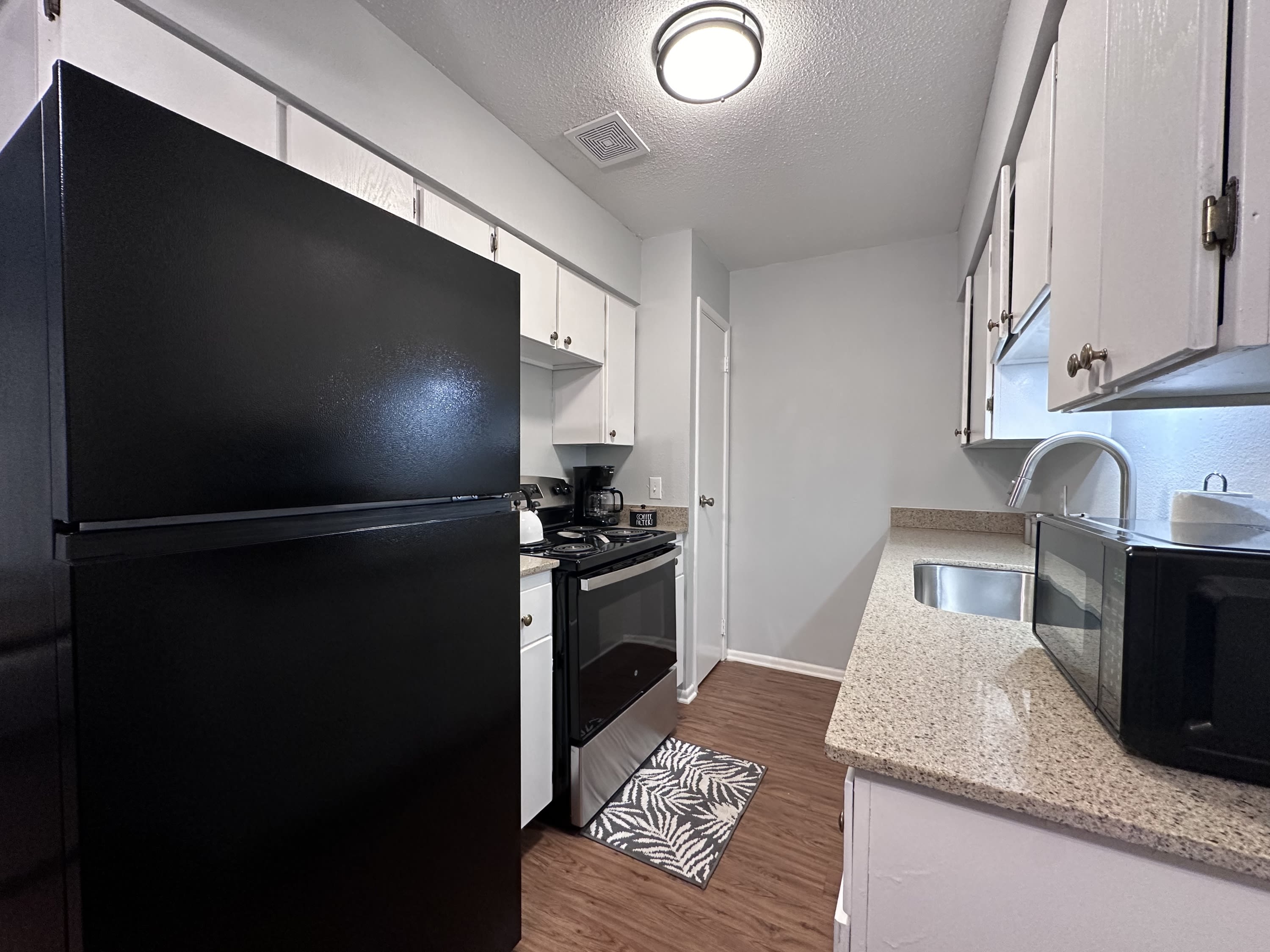 3802 Pine Street 3 – photo 3