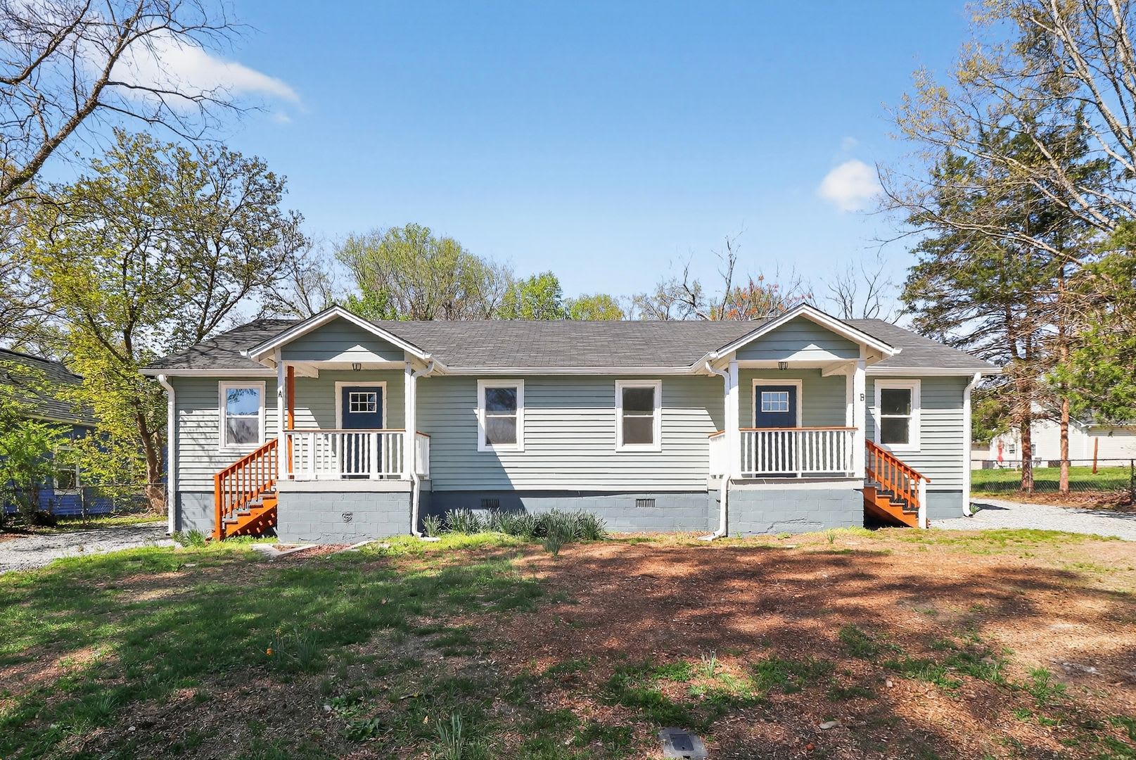 Fully renovated 2 bedroom/ 1 bathroom duplex walking distance to downtown Bessemer City! – photo 3