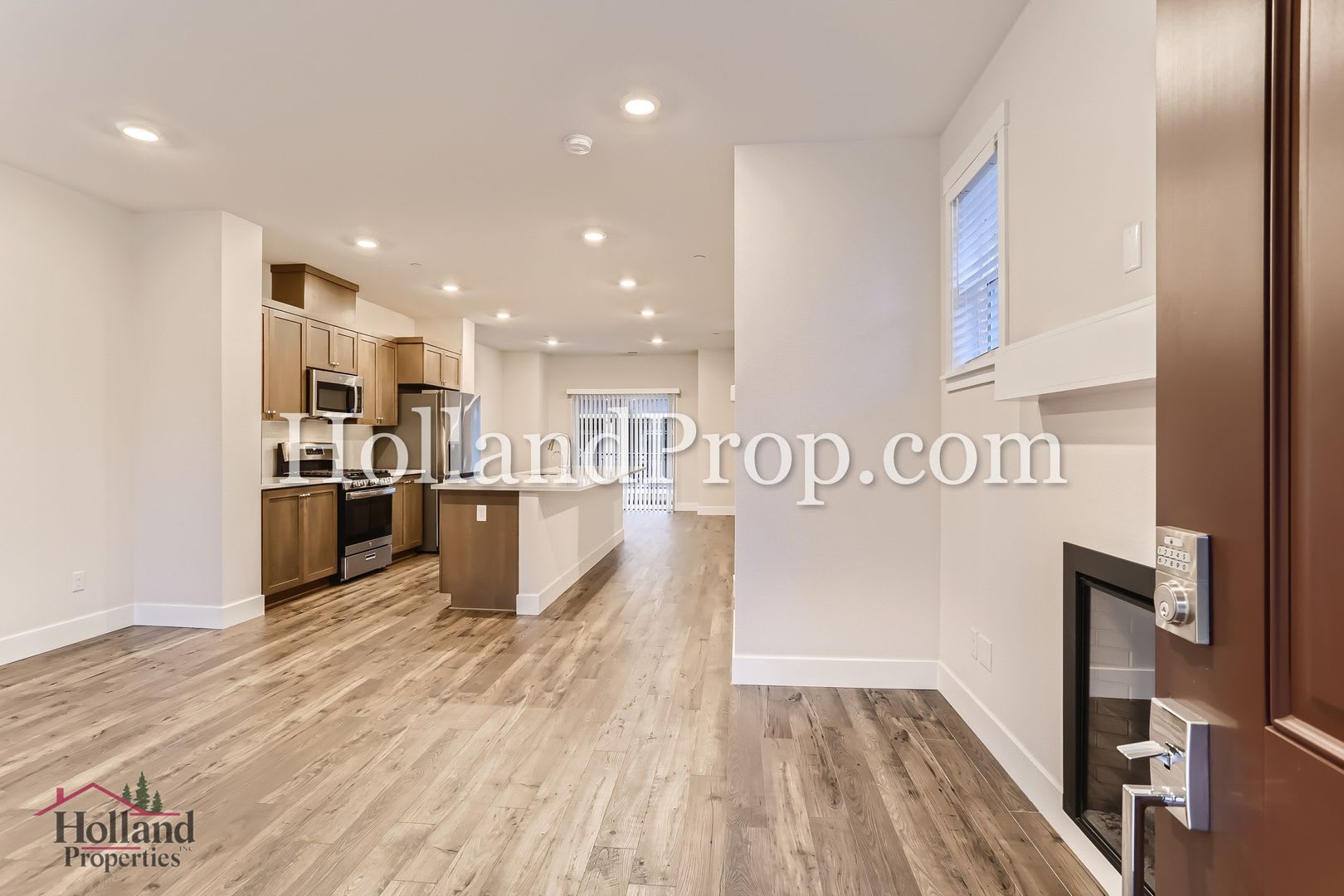 Gorgeous, Modern 2-Bedroom Home in North Bethany!! NEW BEST PRICE $2,335 AND REDUCED SECURITY DEPOSIT! – photo 5
