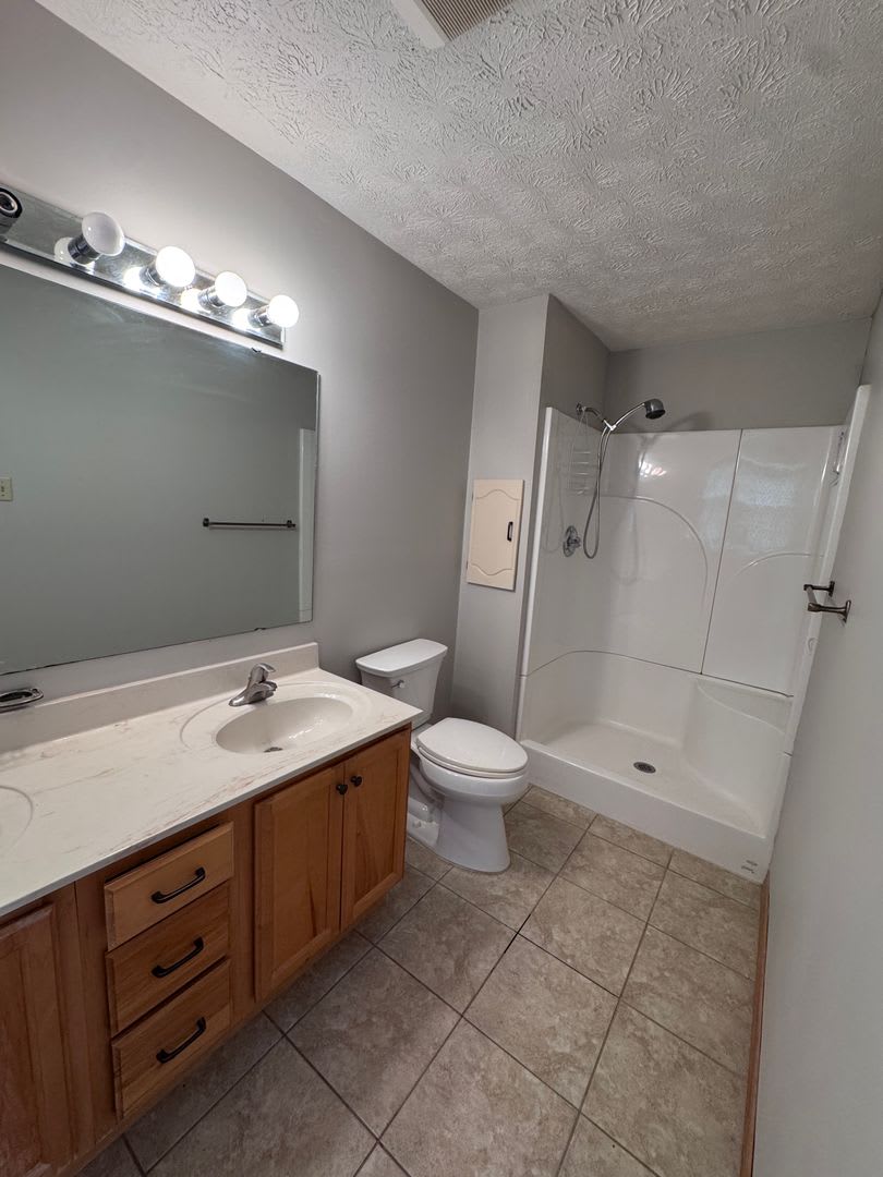 330 Heards Ln, Oxford – photo 2