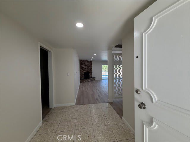 6621 Whitman Avenue – photo 3