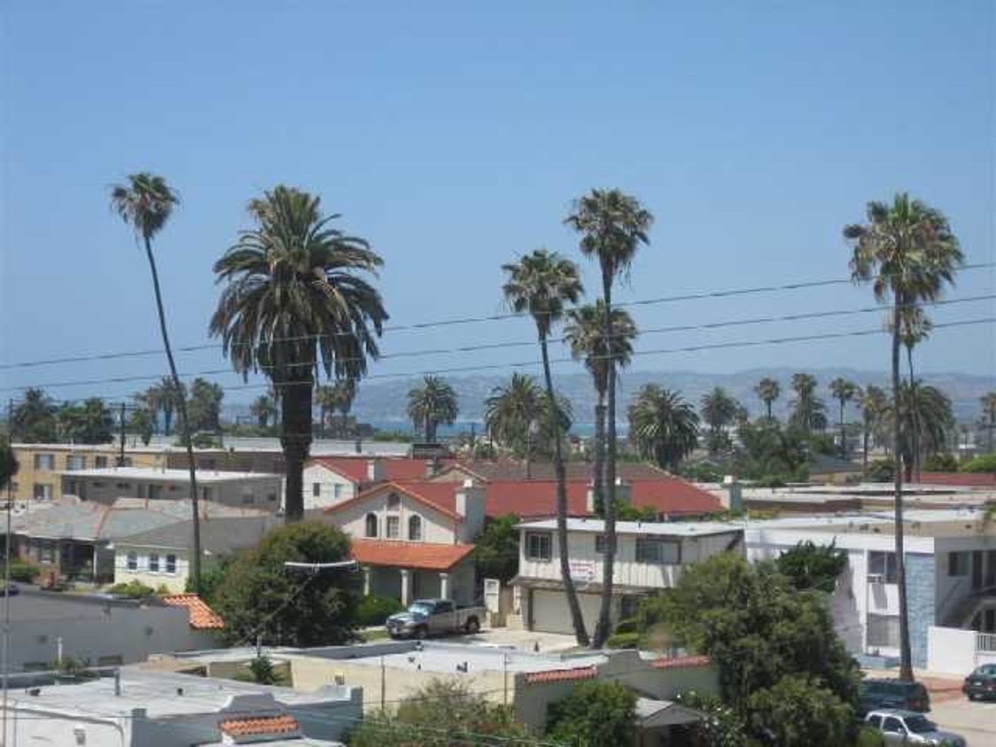 2 story condo with private balcony & roof deck – photo 5