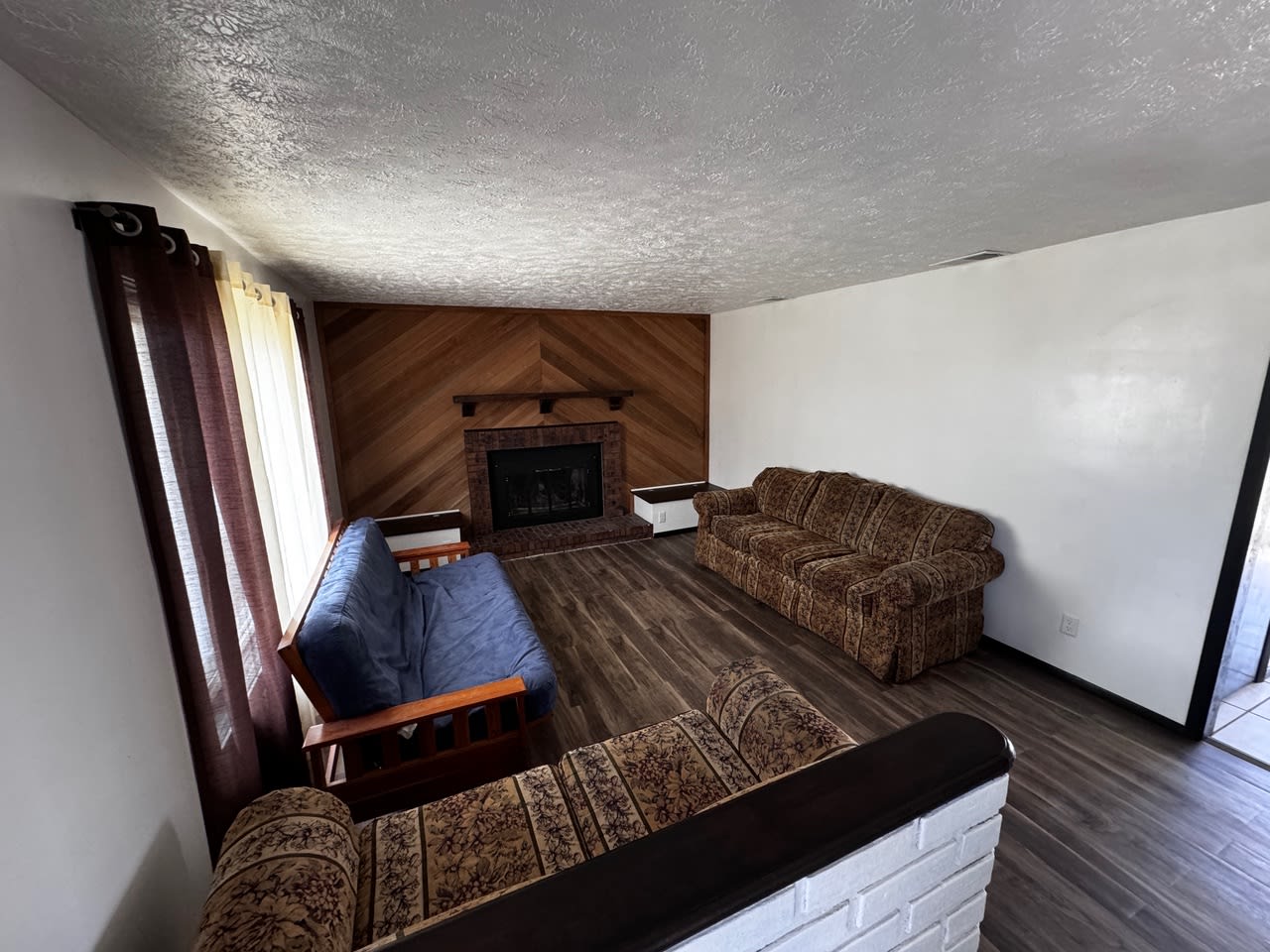 1040 Jade Drive – photo 3
