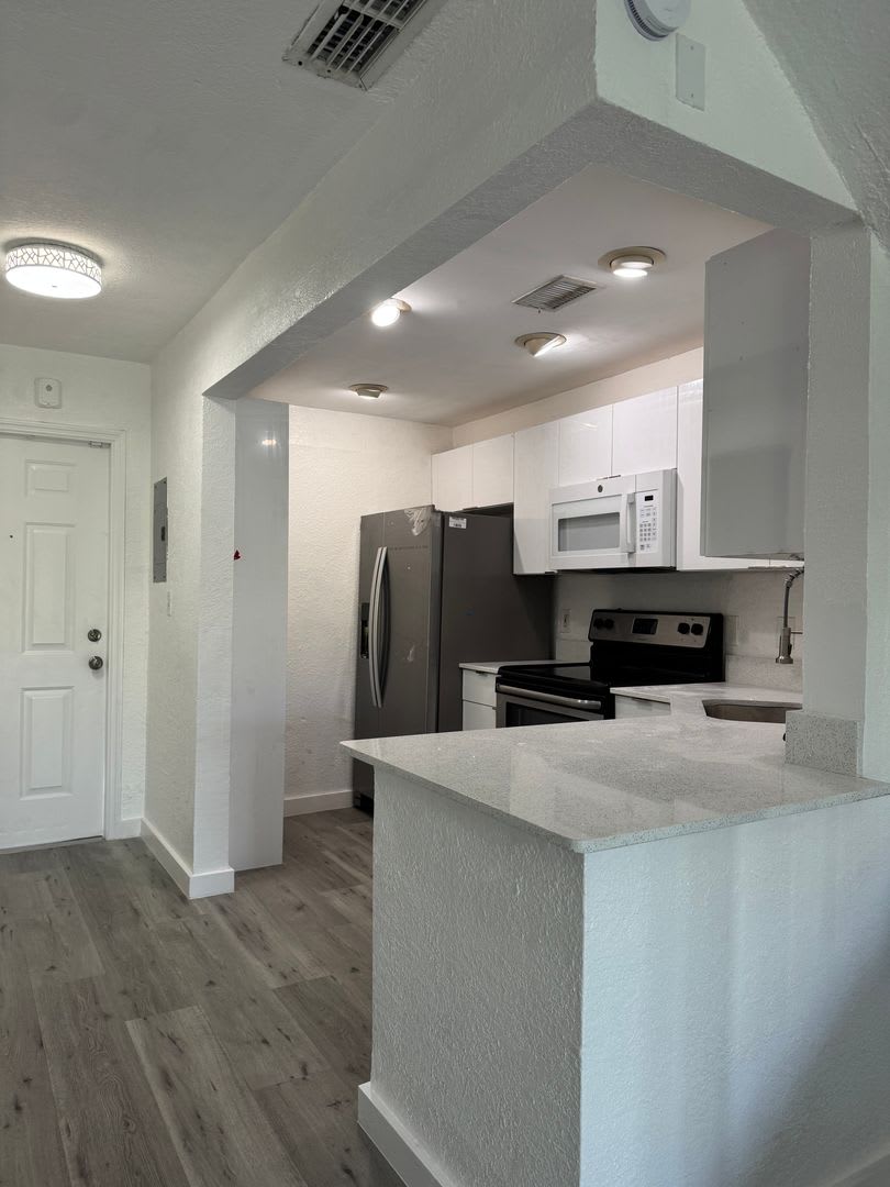 AVAILABLE 8/1/26 For Rent 2BD/2.5BA FULLY RENOVATED Unit- $2,400 – photo 4