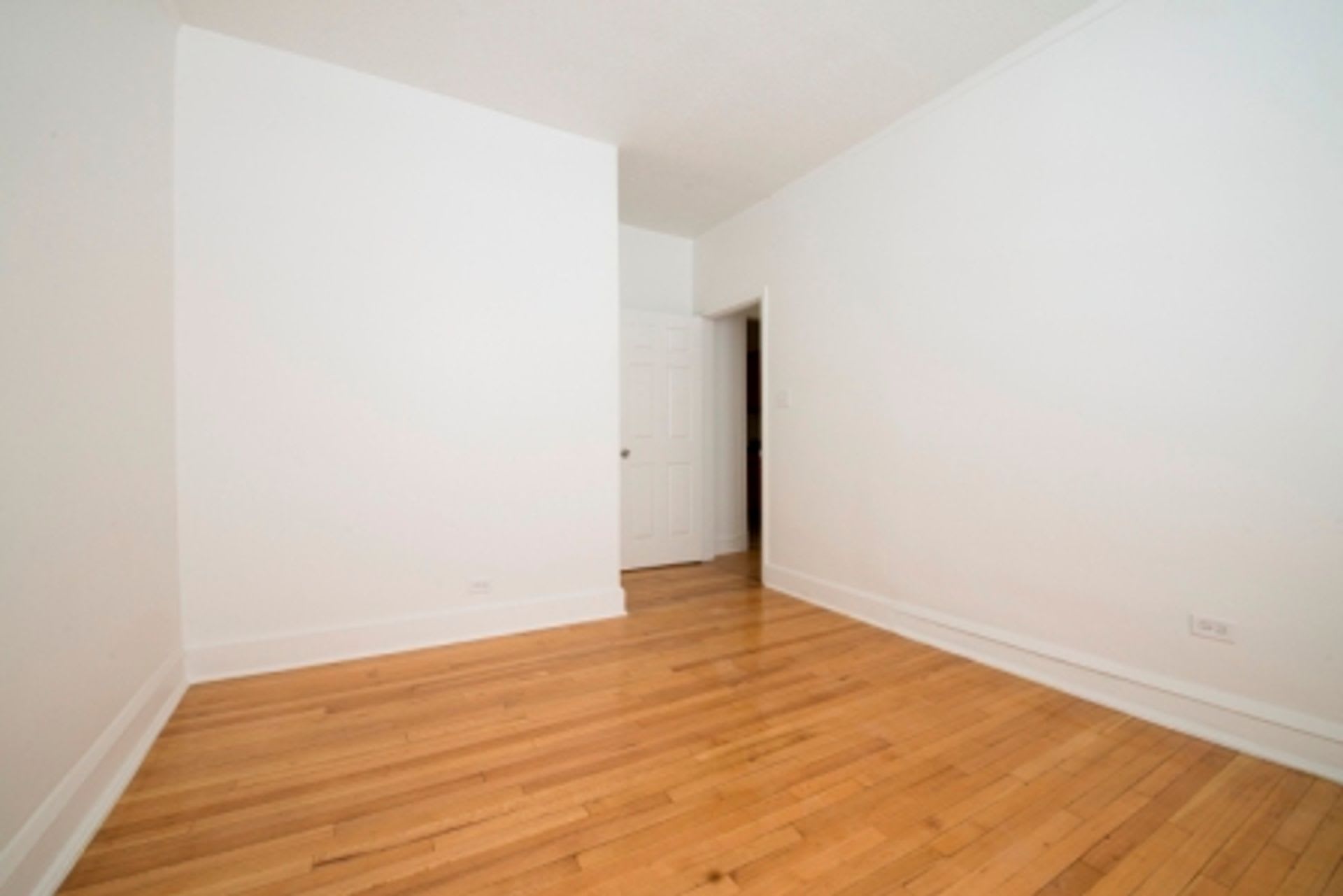 7956 S Aberdeen St – photo 5