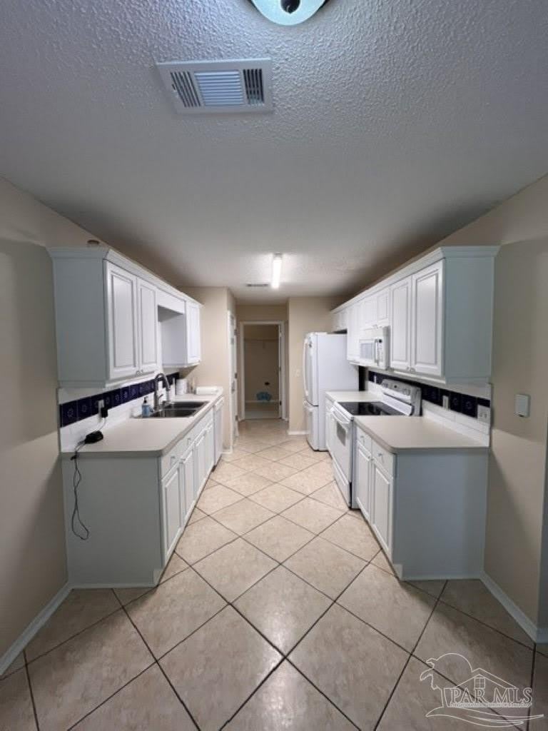 5563 Chantilly Cir – photo 4