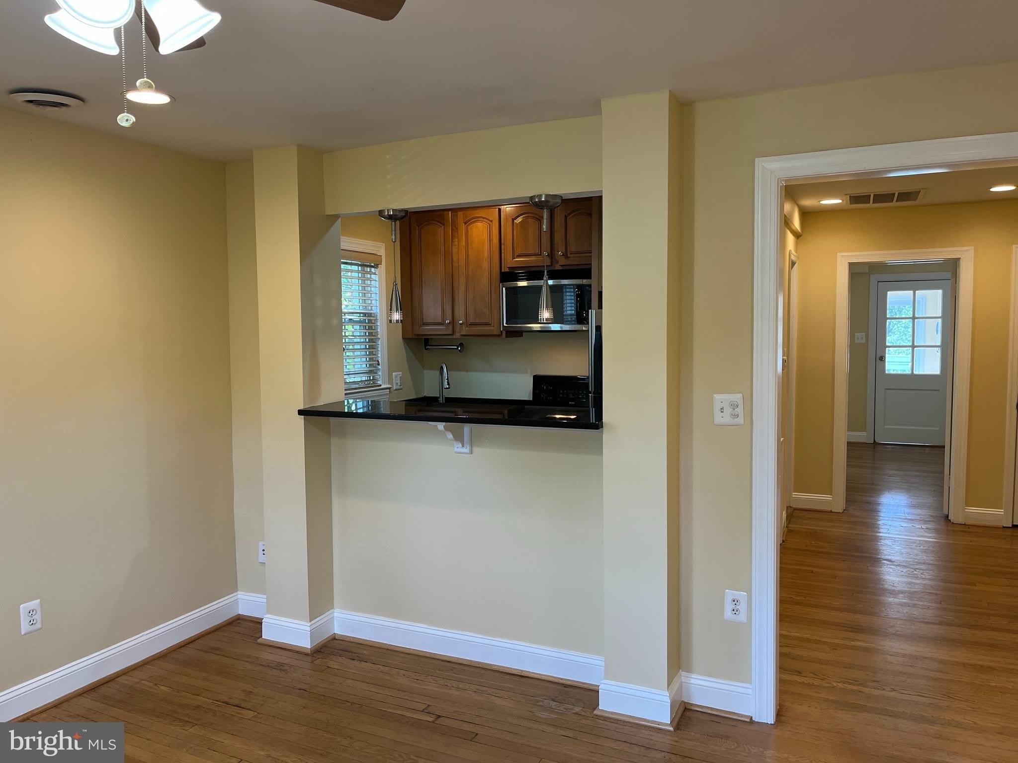 8414 FLOWER Avenue – photo 5