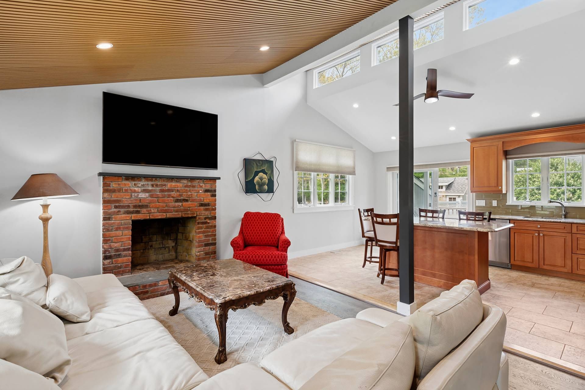 60 Cedar Dr – photo 2