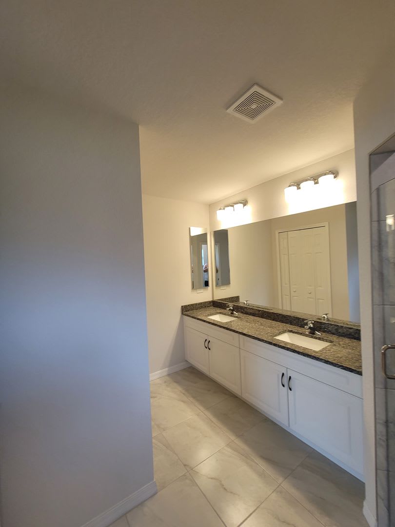 2316 SW 19th Ave – photo 5