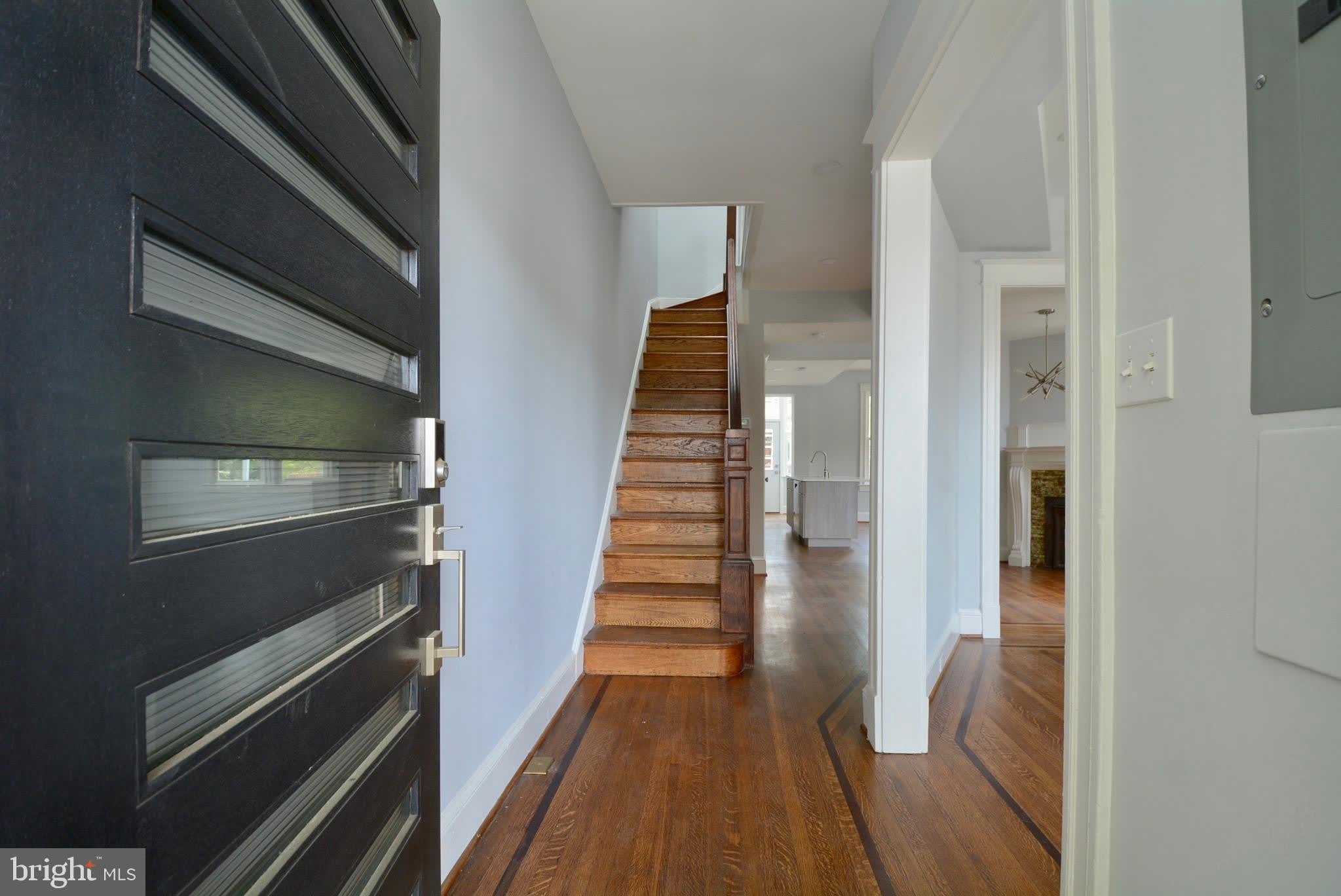 1724 2ND Street NW – photo 4