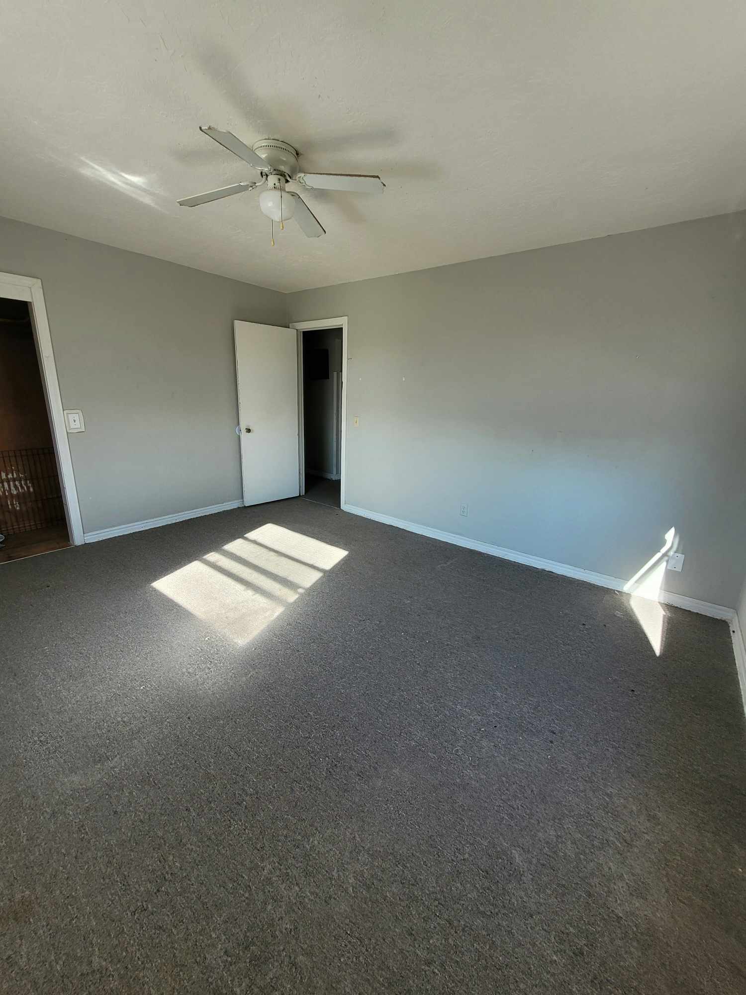 1005 N. B St – photo 3