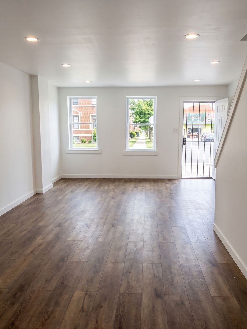 2461 N. 29th St. – photo 2
