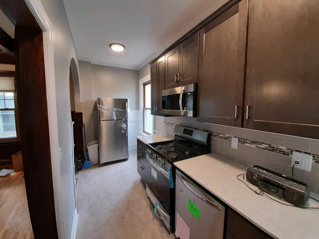 734 Auburn Avenue – photo 2
