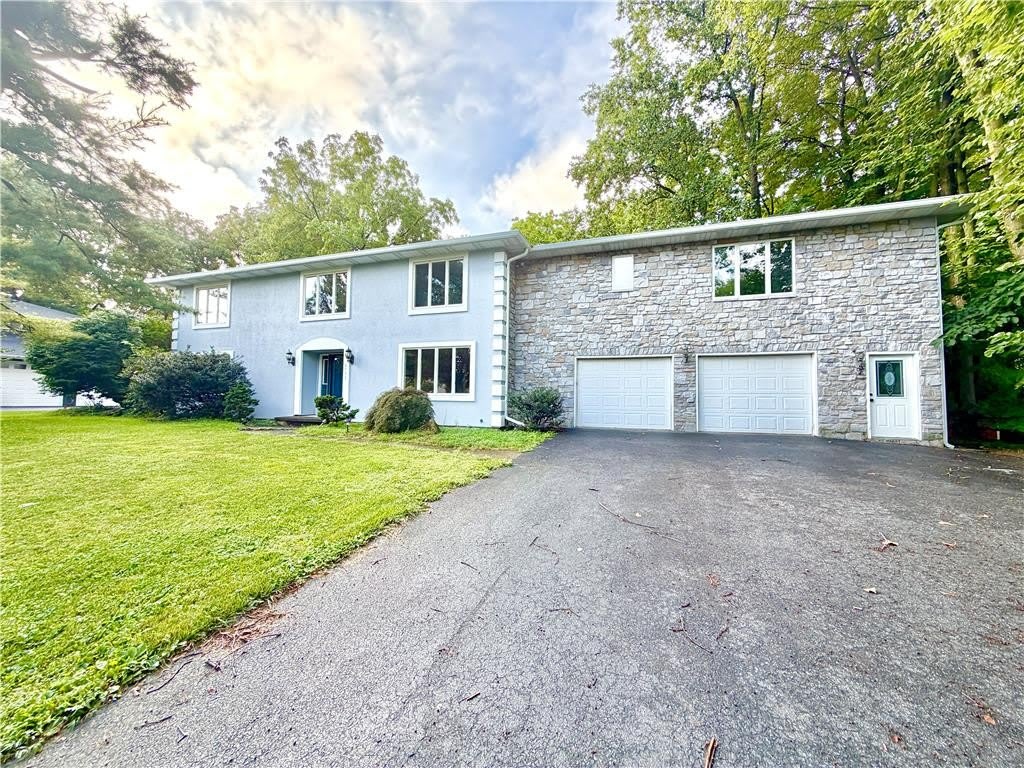 6133 Muhlenberg Court – photo 2