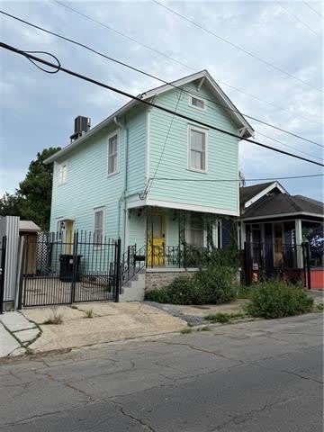 3948 CONSTANCE STREET – photo 1