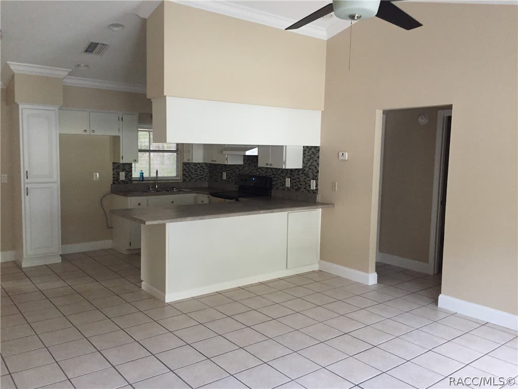 740 N Charles Avenue – photo 4