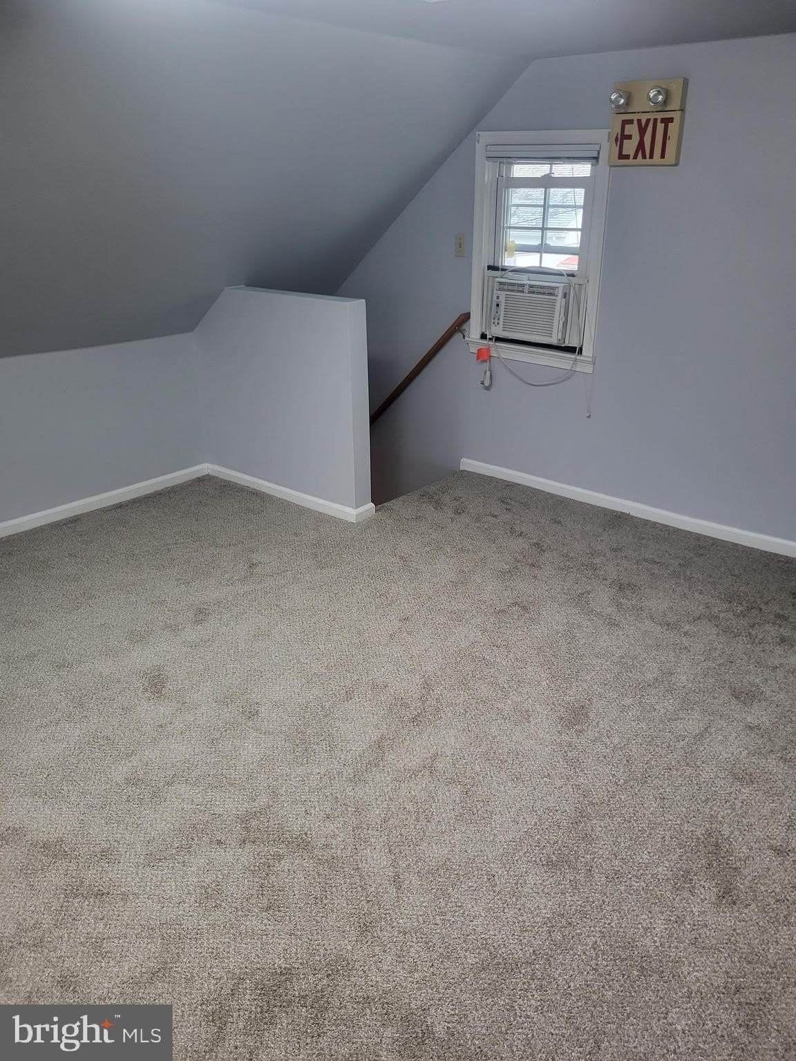 40 OAK Avenue – photo 4