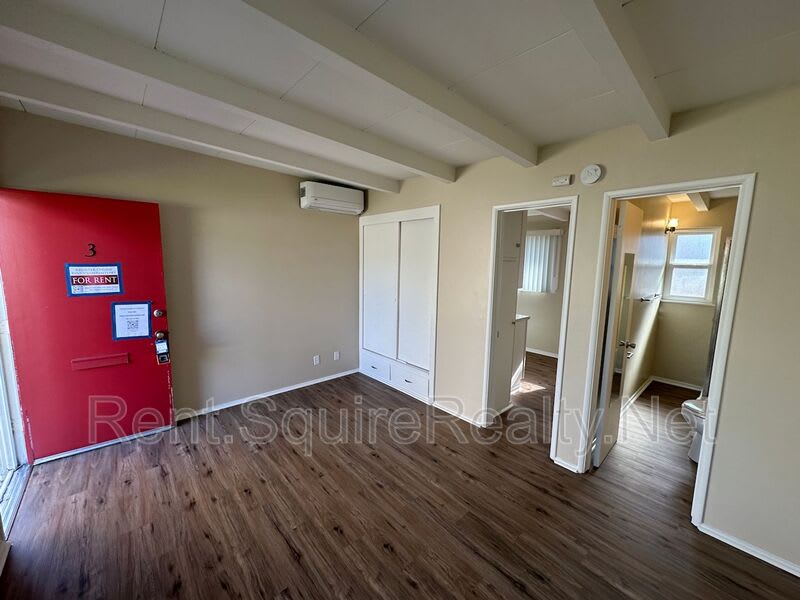 1015 N. Azusa Ave – photo 5