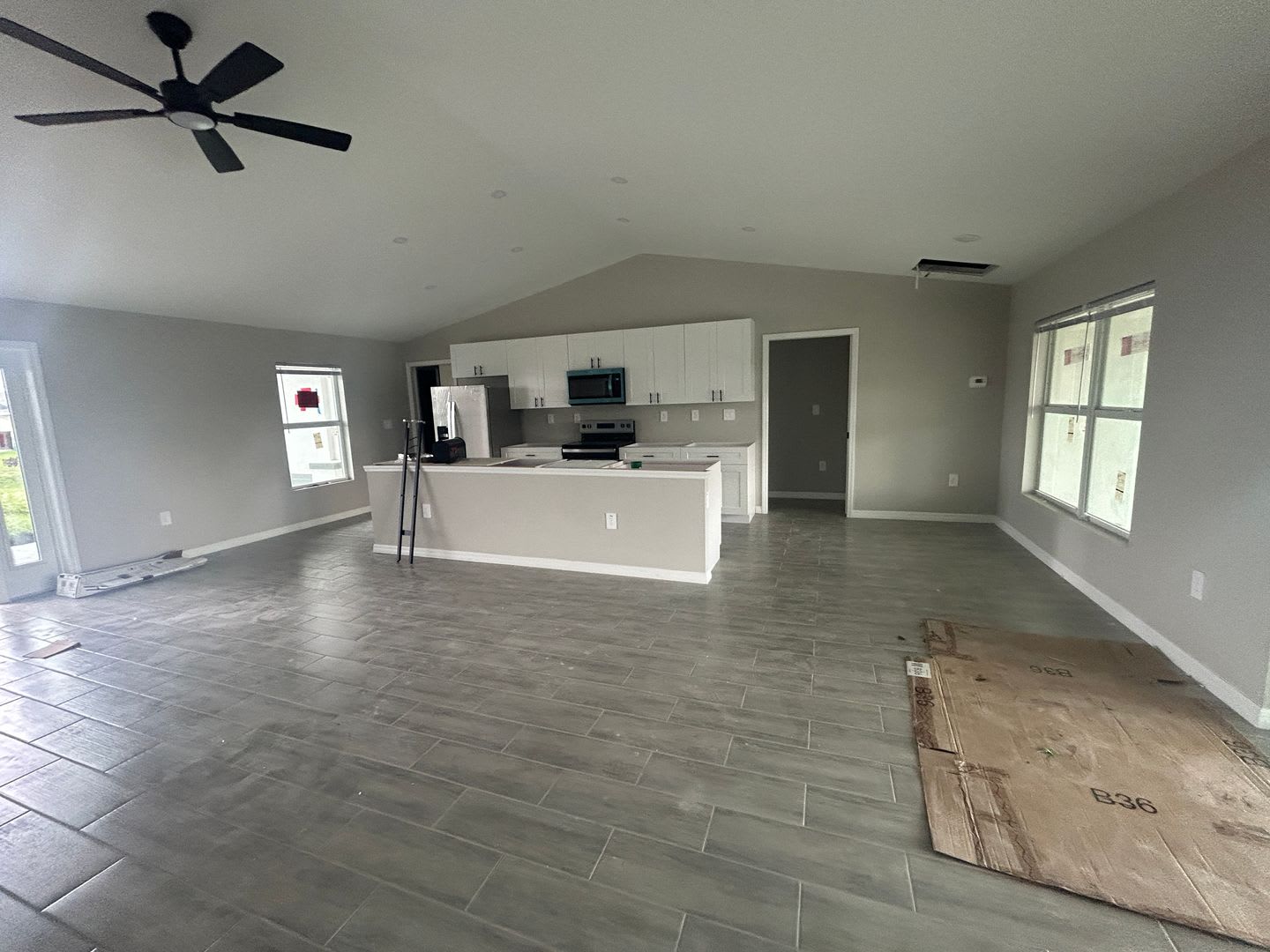 Coming soon new construction – photo 4