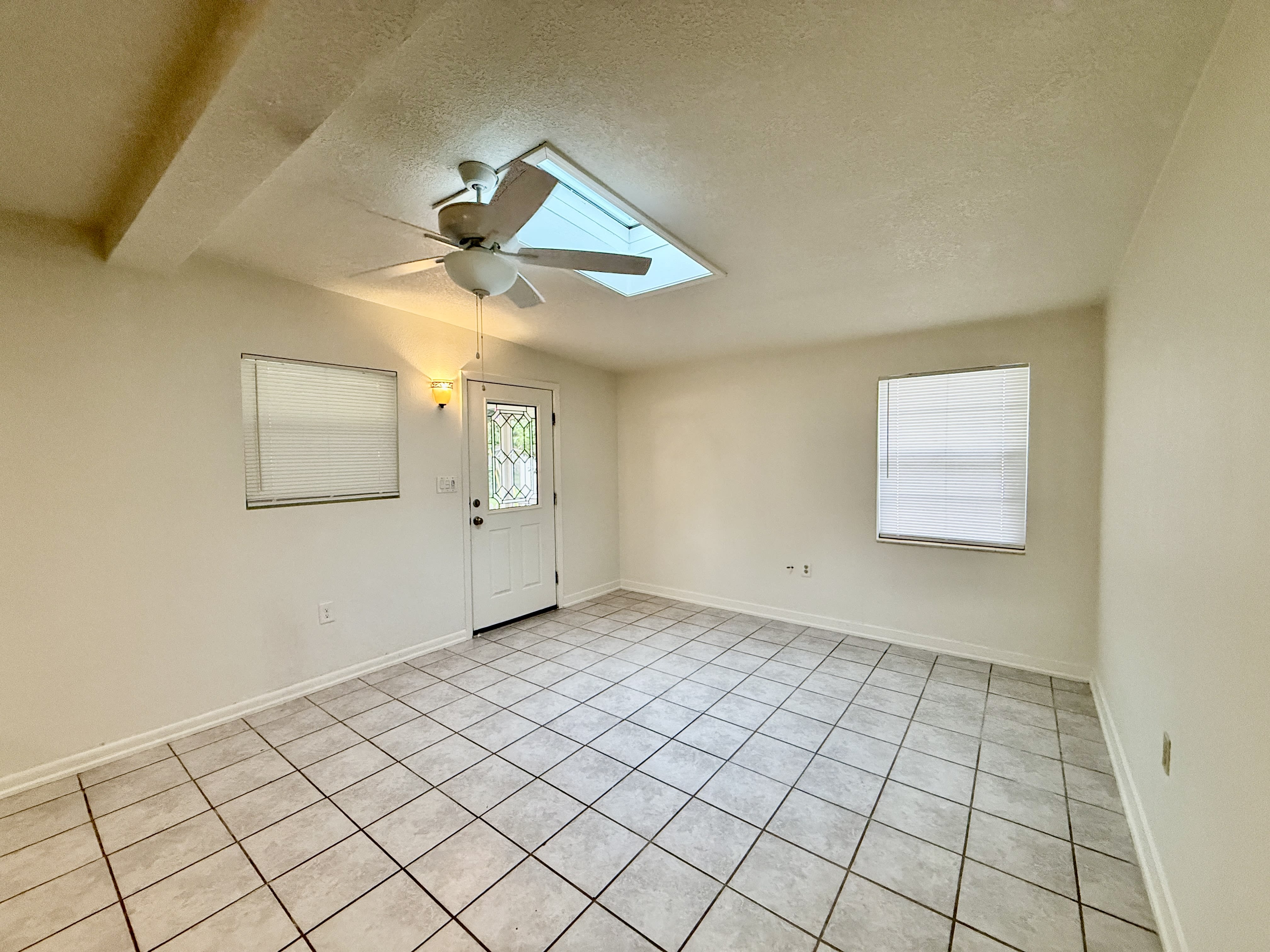3 Driftwood Ave – photo 4