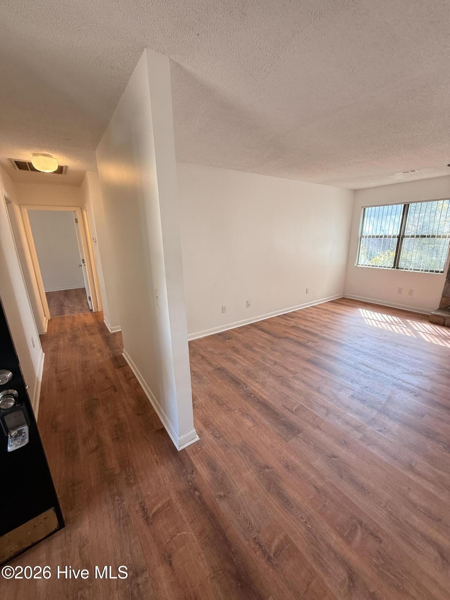 925 Hunting Ridge Road – photo 4