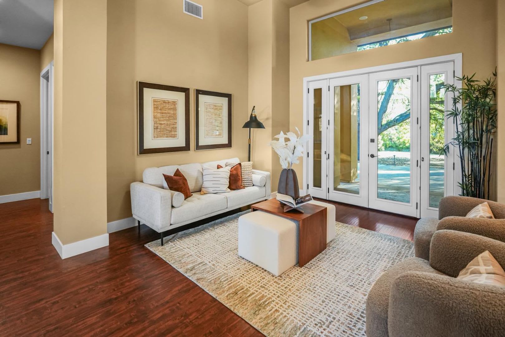 HIDDEN GEM IN ORANGEVALE – photo 4