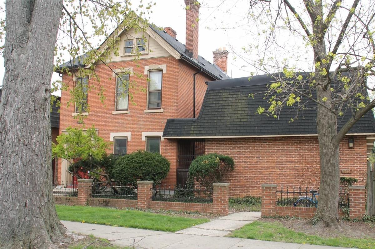 1360 Highland Street – photo 1