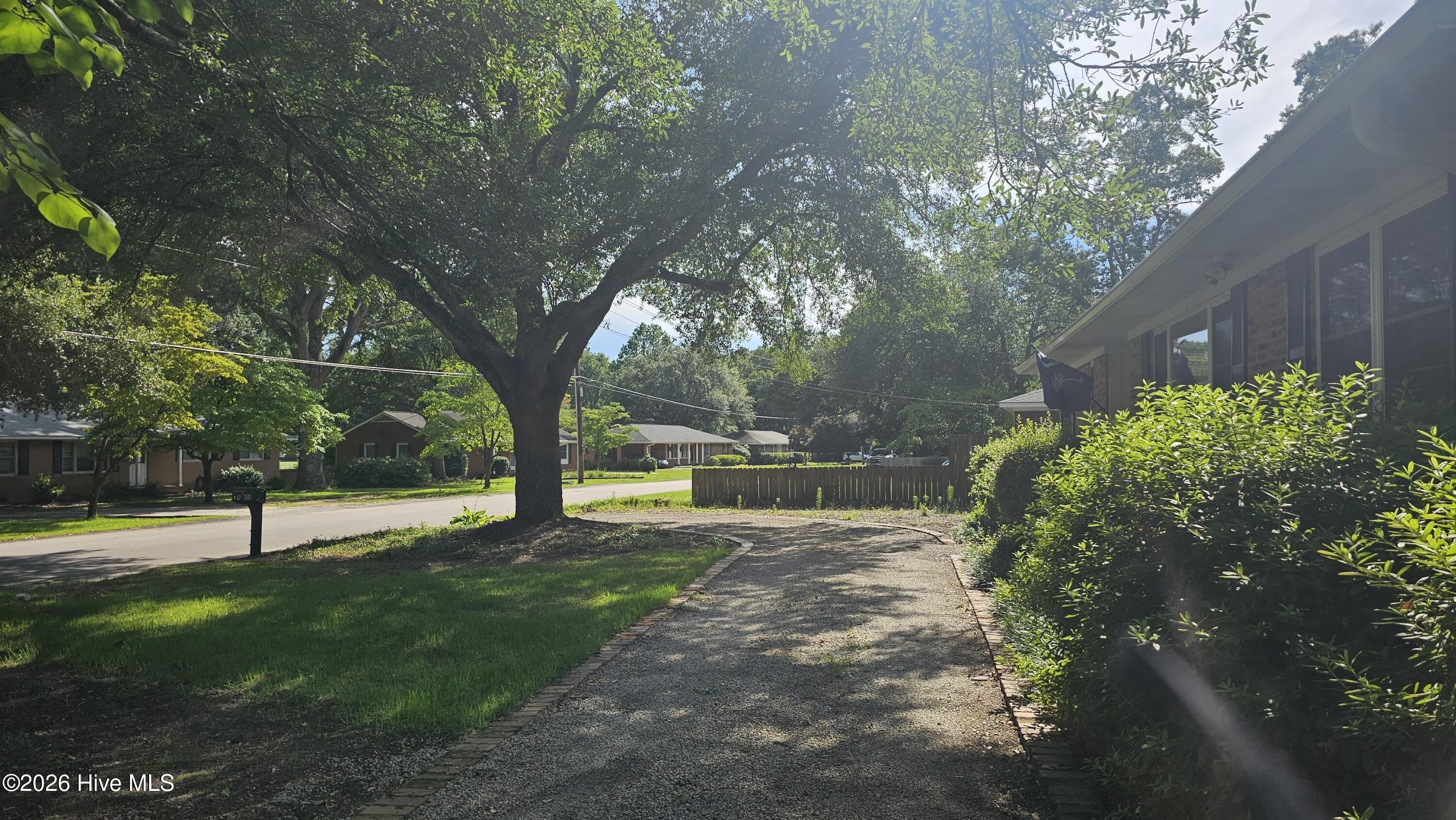 1446 SE Audubon Drive SE – photo 2