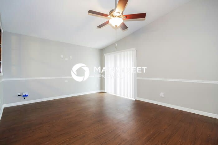 9017 Hogans Bend – photo 2