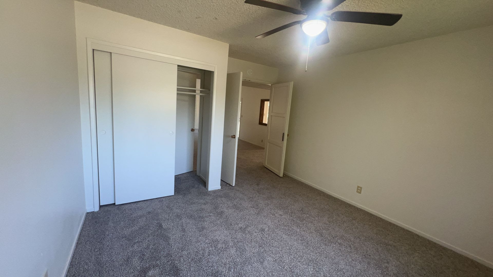 303 Diane Ct, Merced – photo 2