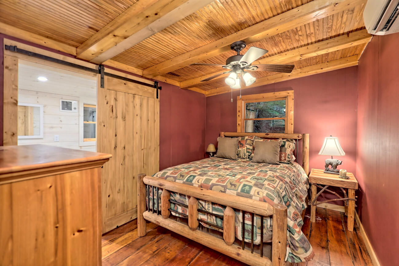 6180 Crow Creek Rd – photo 5
