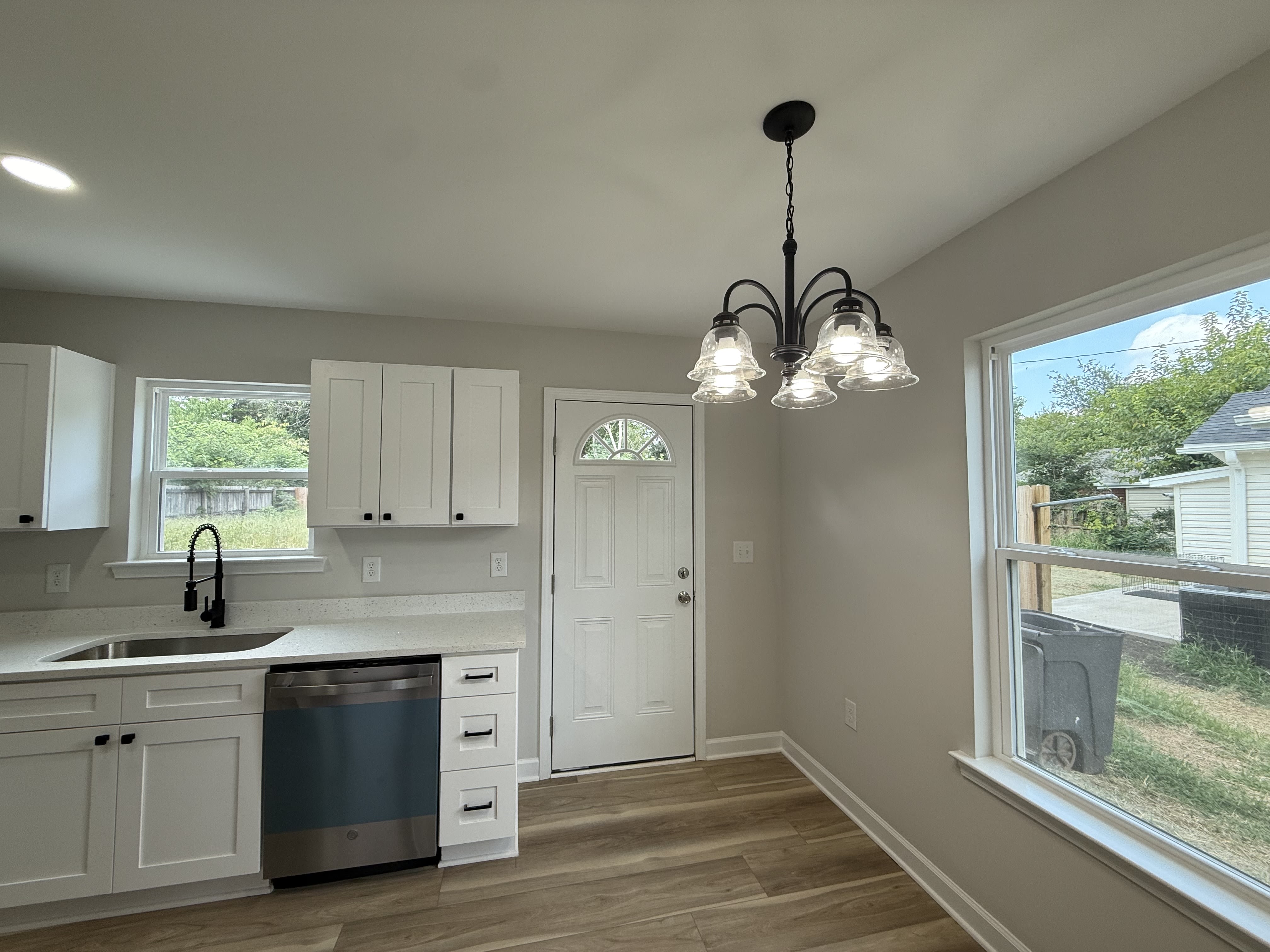 308 Osborne Place – photo 4