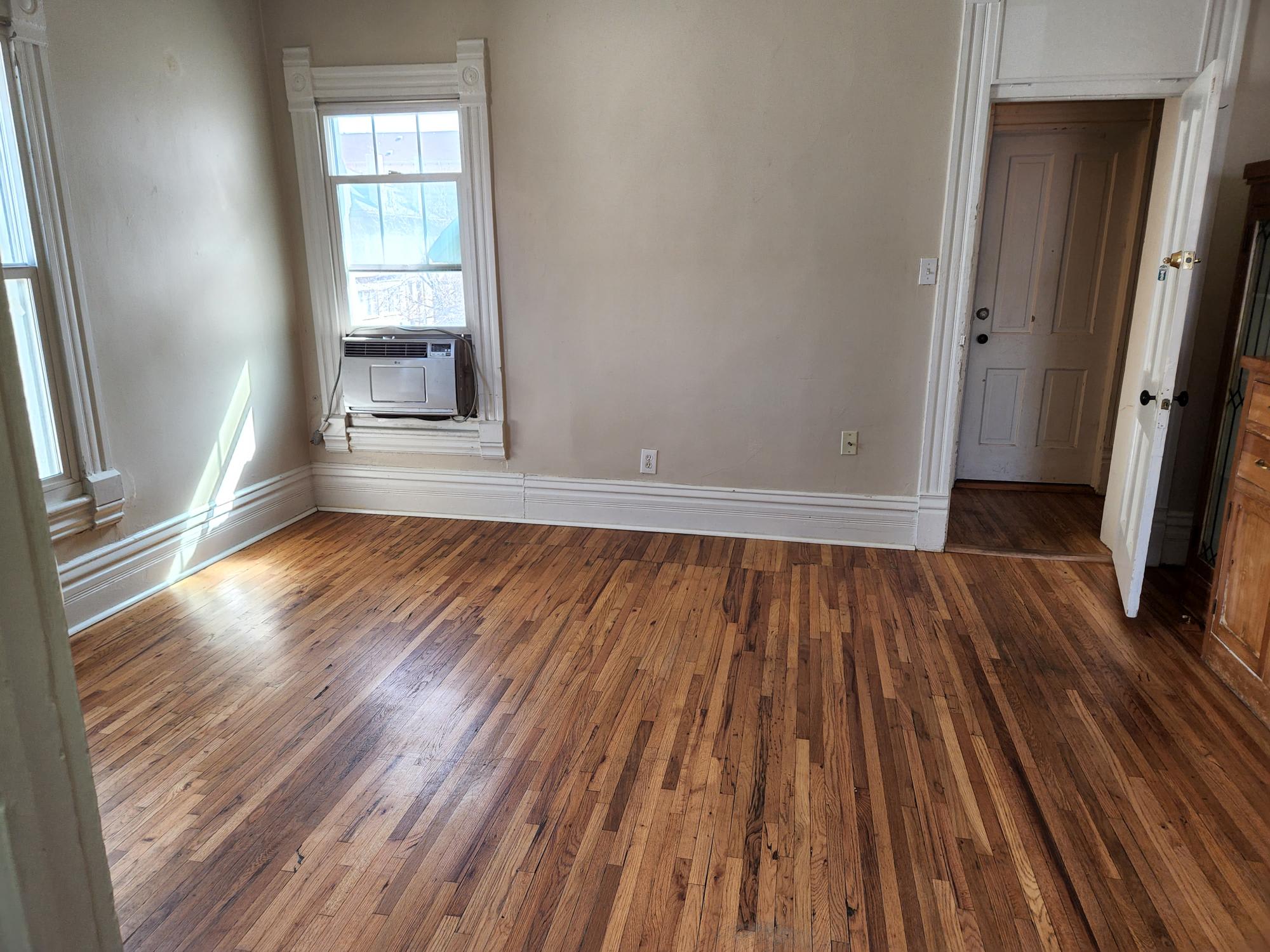1639 North Ogden Street 4 – photo 2