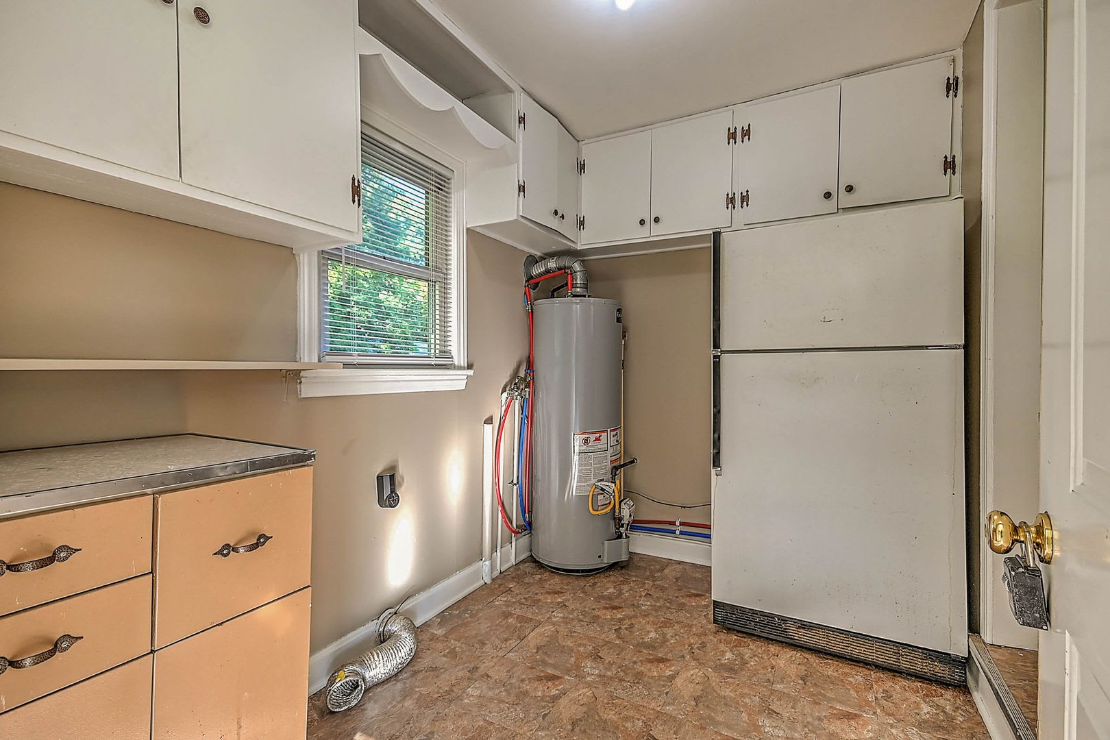 3 Bedroom / 1 Bath Home – photo 5