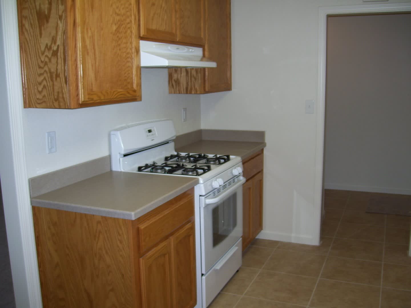 Affordable 3 bedroom home, recently remodeled w/ lots of upgrades. Please do not current disturb occupants. – photo 2