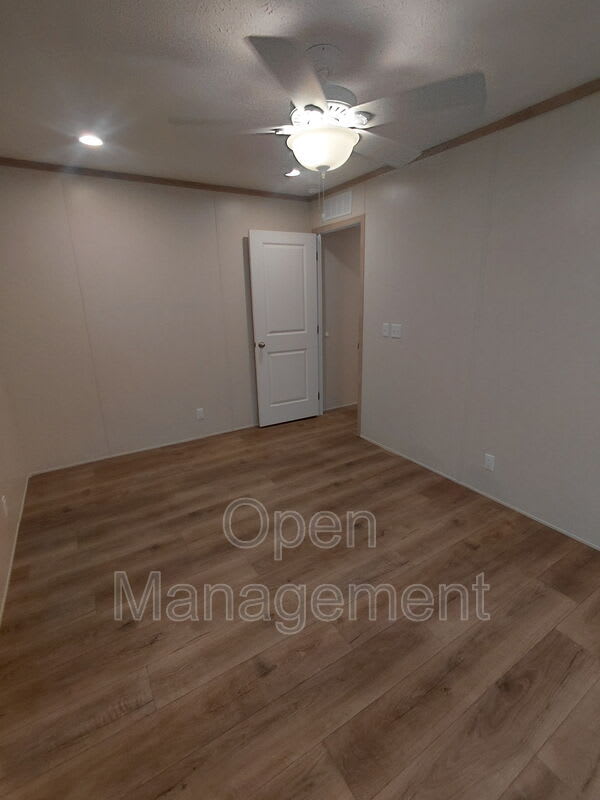 284 Kathy Circle – photo 5