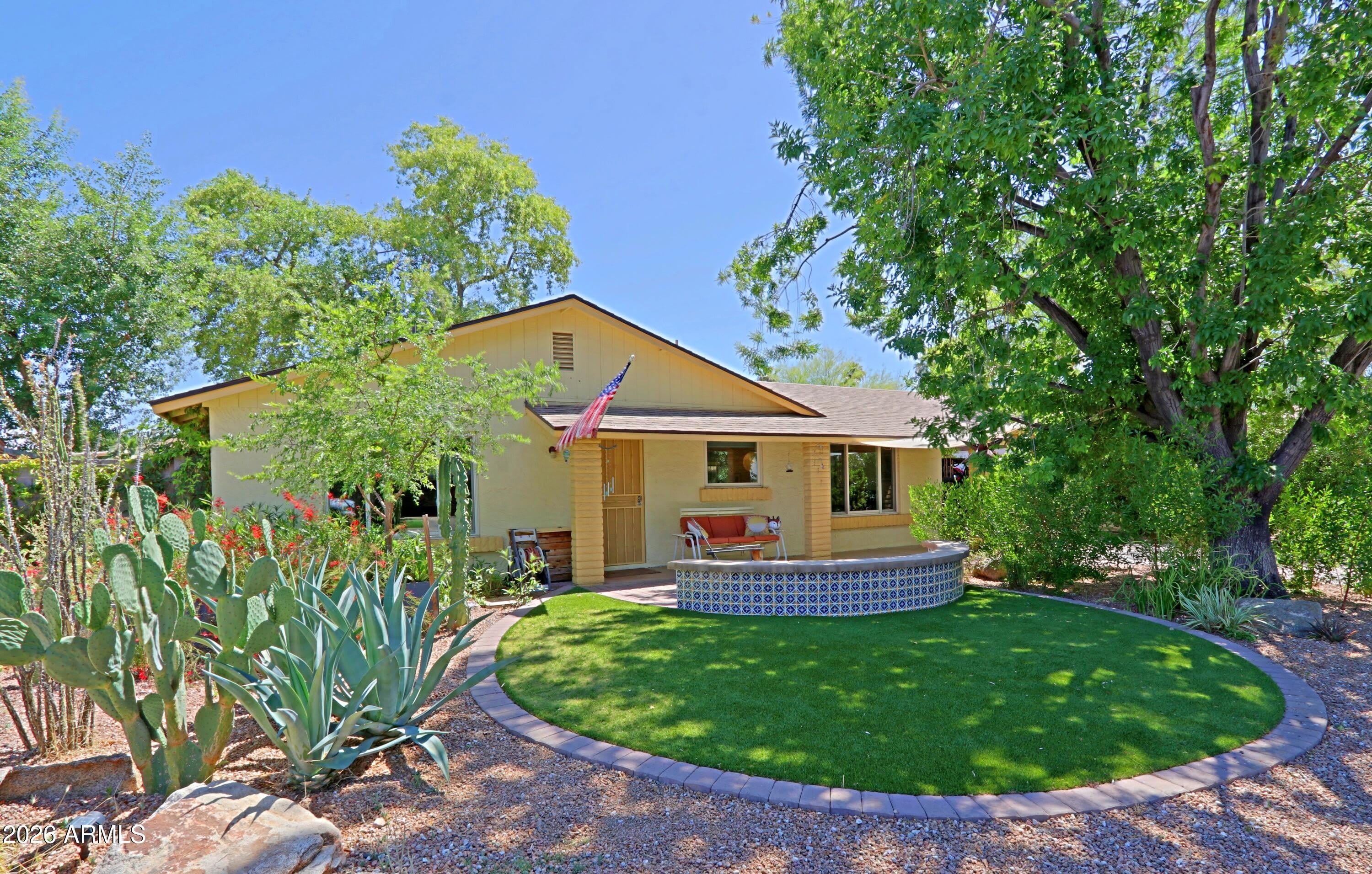 703 E AUBURN Drive – photo 3