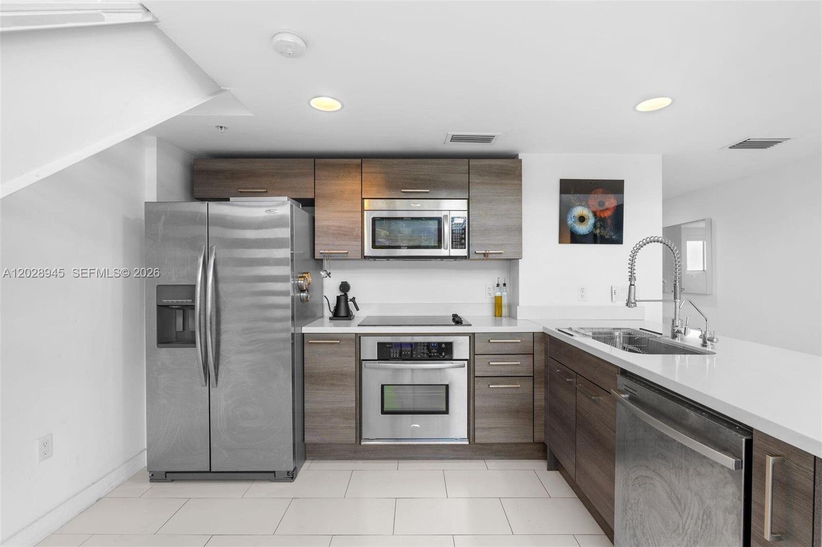 421 Meridian Ave – photo 5