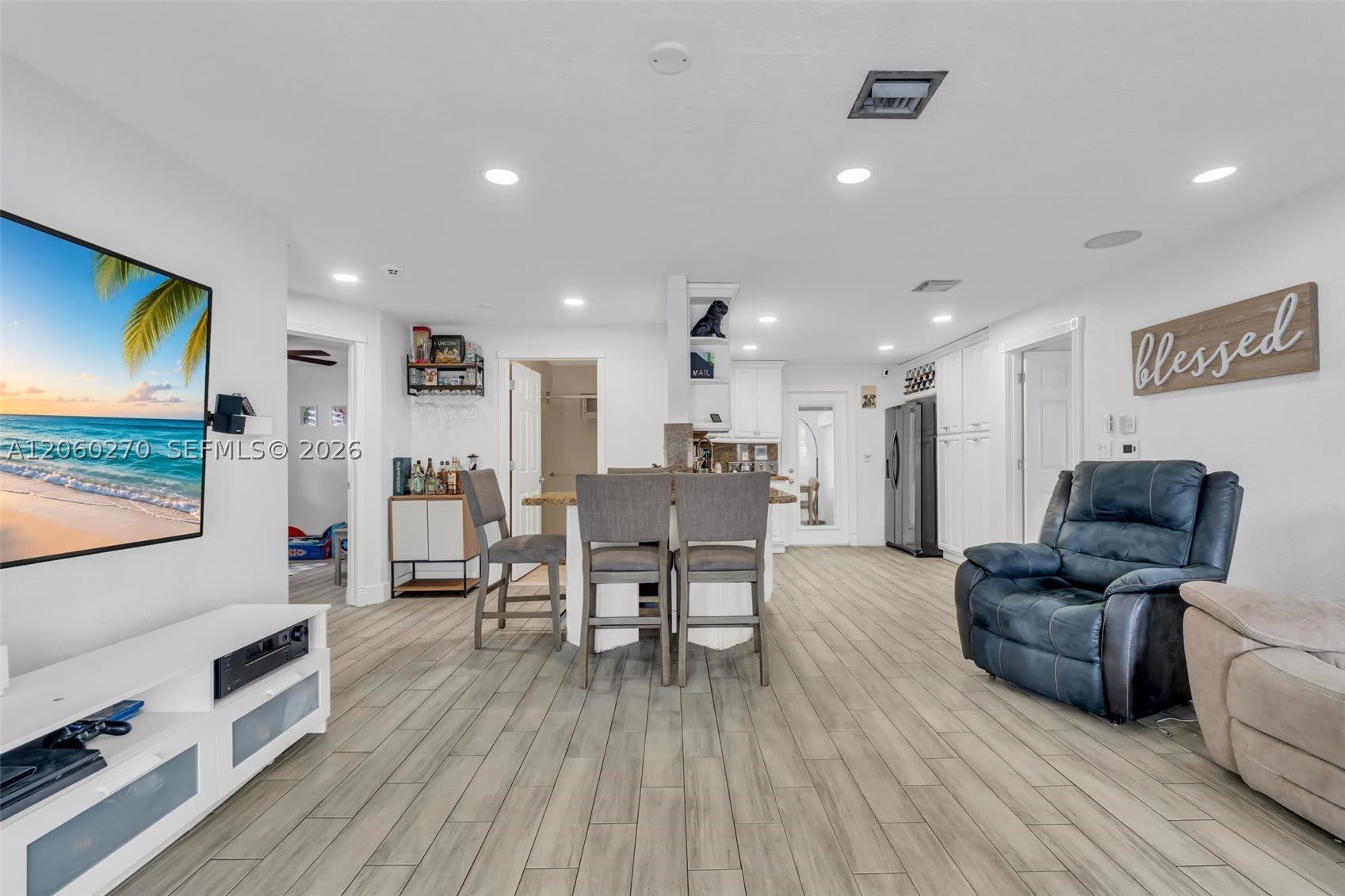7420 Hope St – photo 5