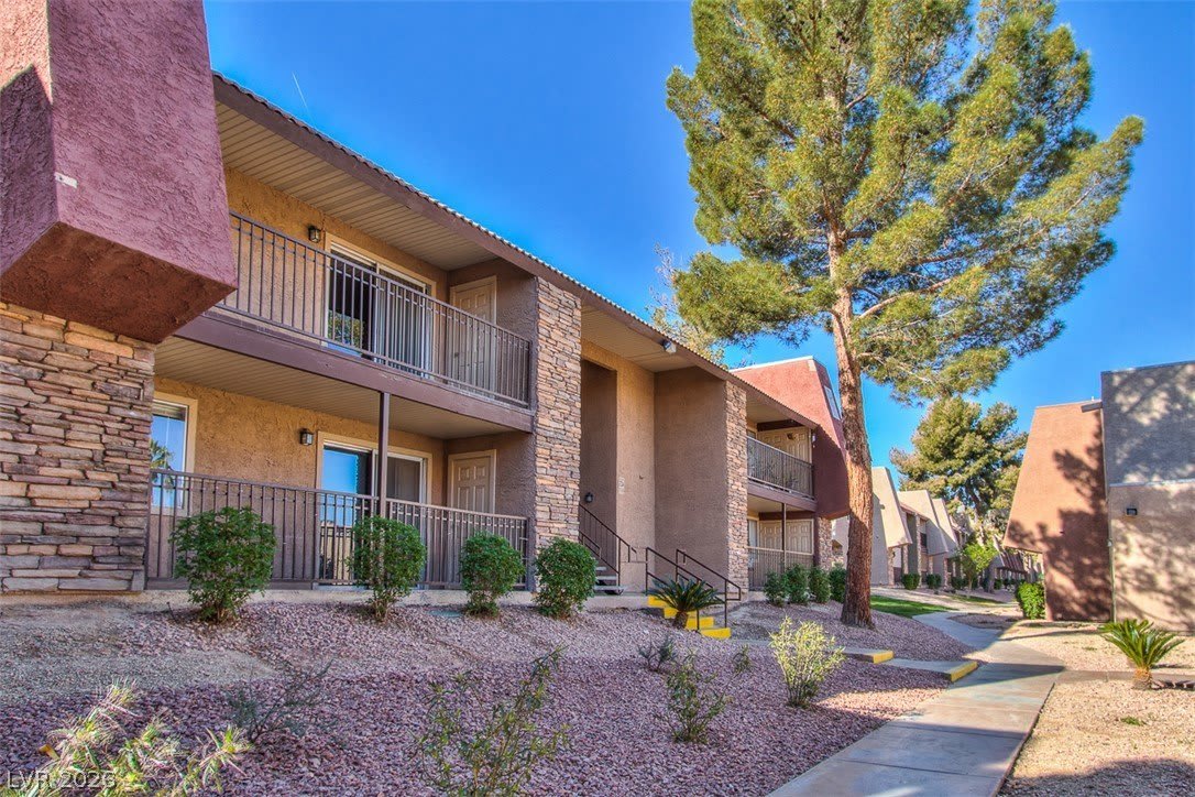 5273 Indian River Drive – photo 2