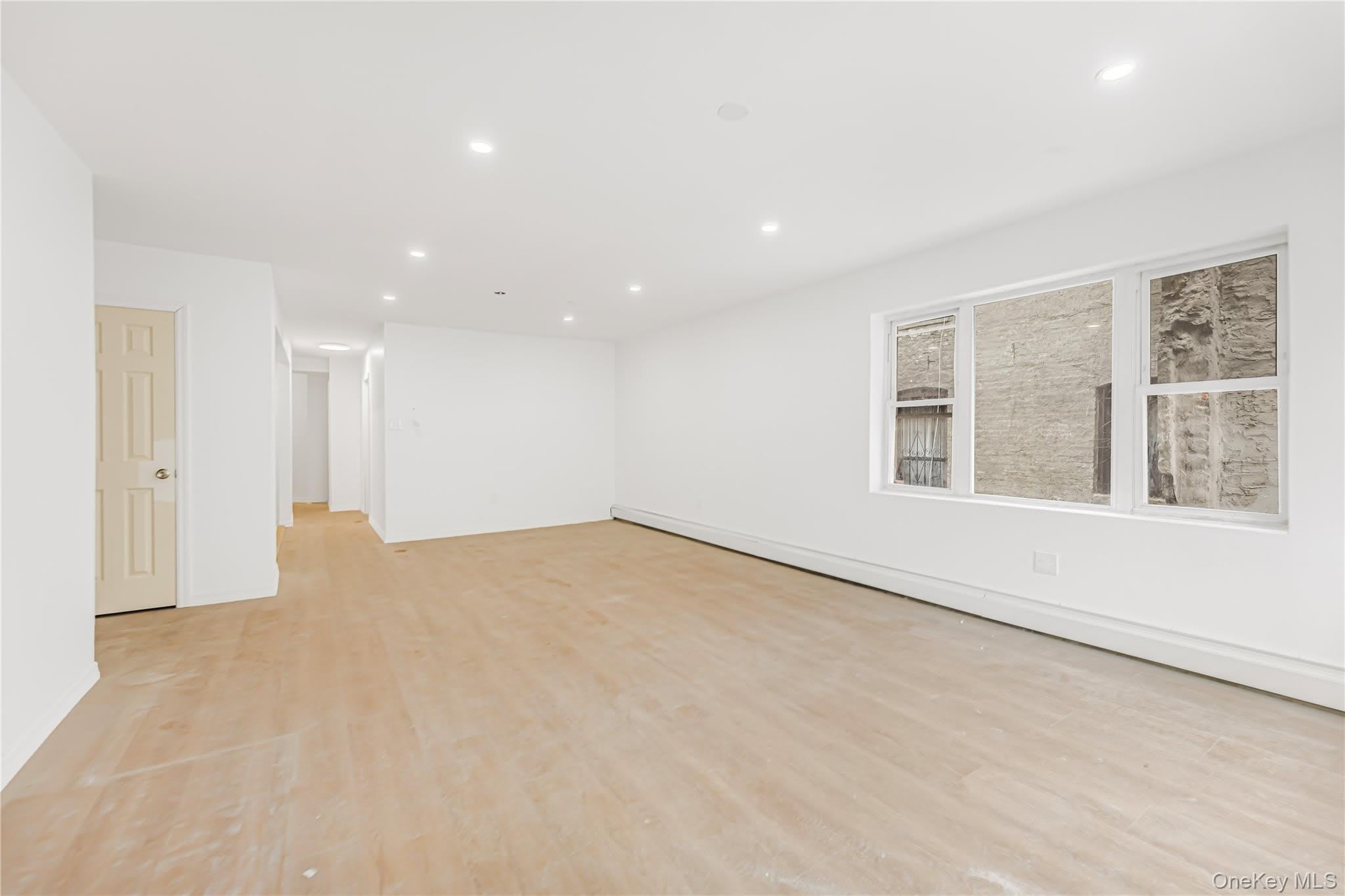 389 Jerome Street – photo 2