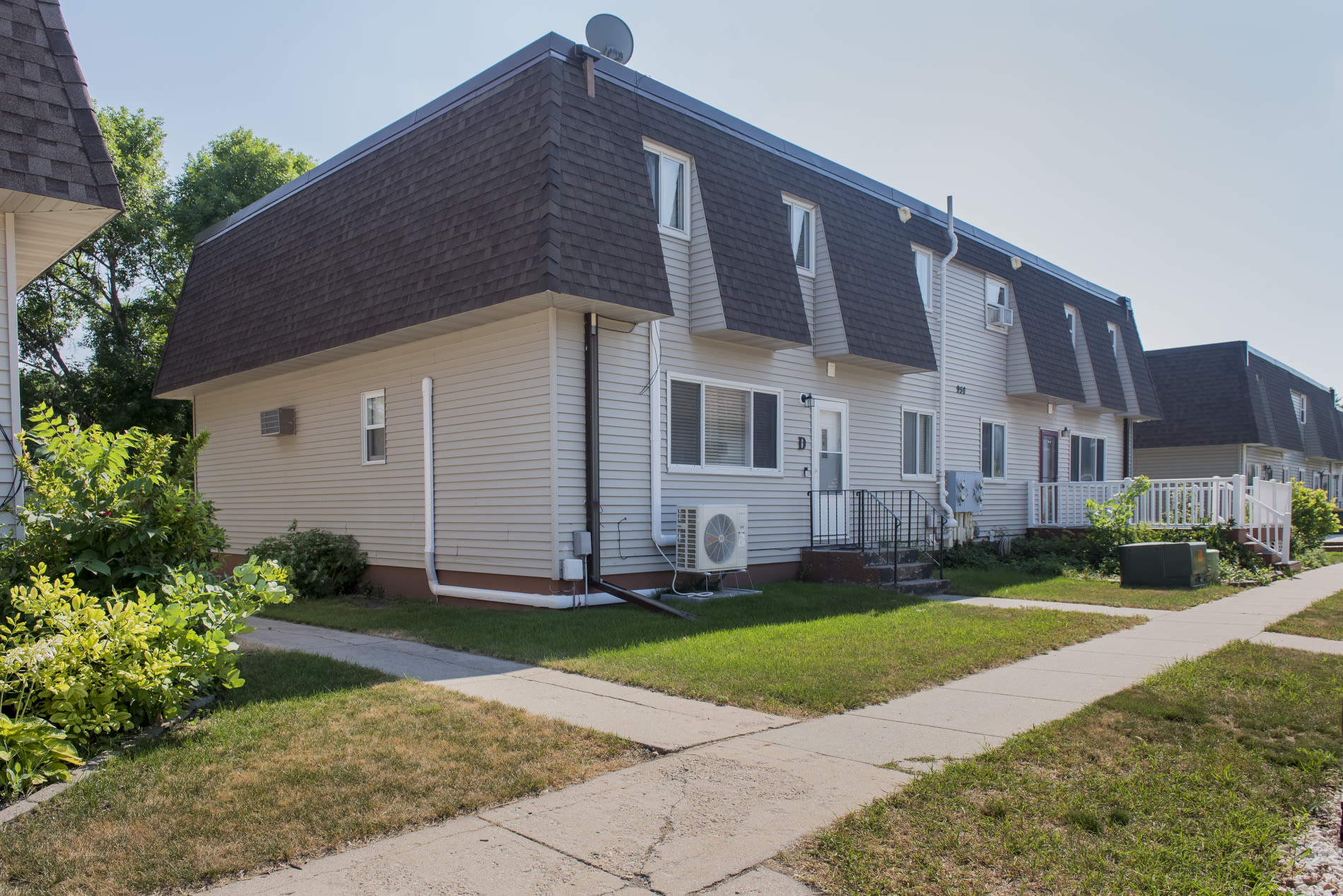 950 5th Ave W – photo 1
