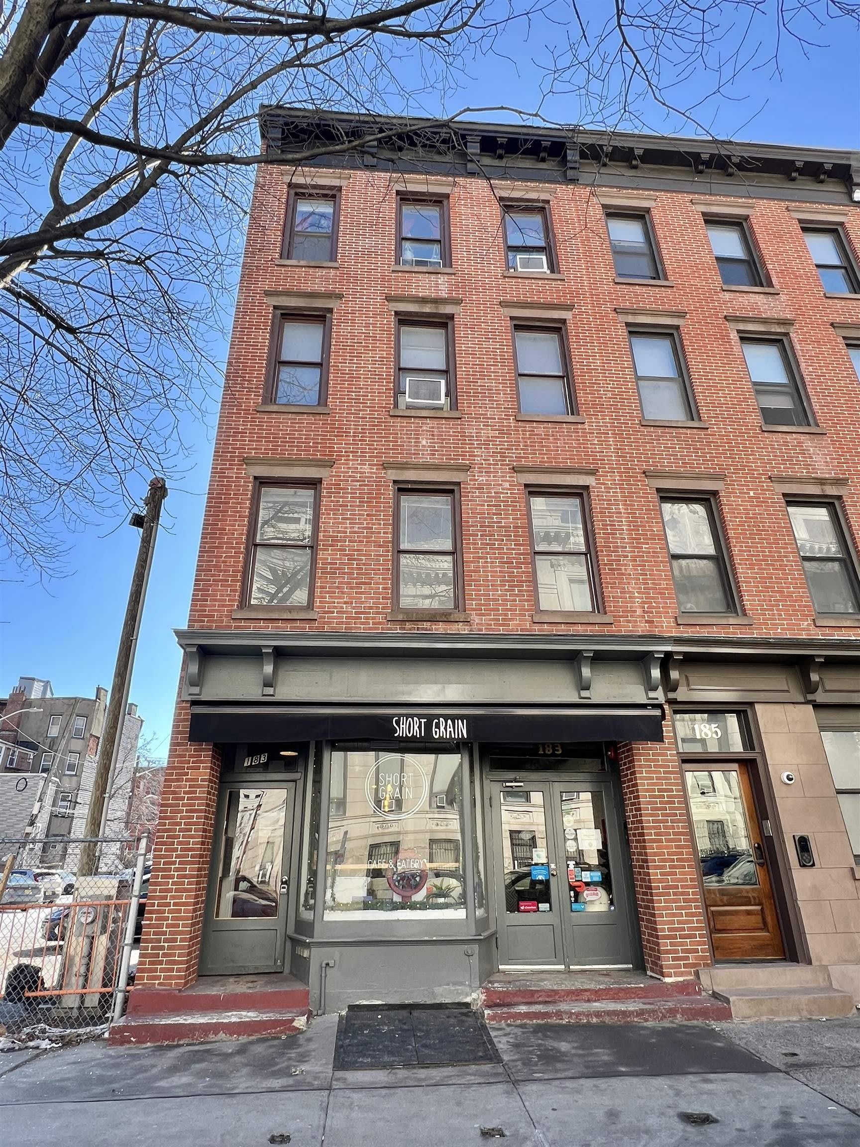 183 MONTGOMERY ST – photo 1