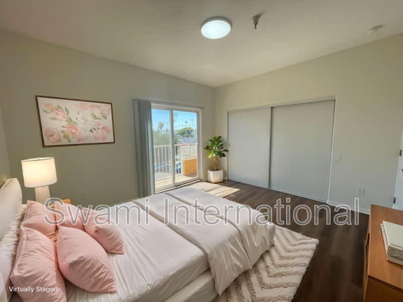 5010 S. Figueroa St. – photo 2