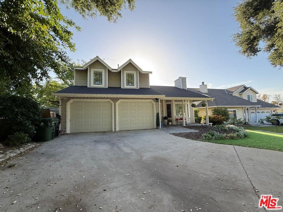 8020 Cora St – photo 2