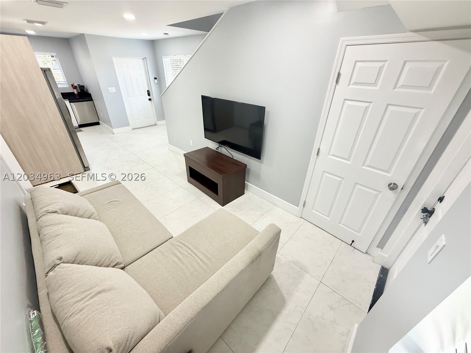 932 NW 2nd St – photo 3
