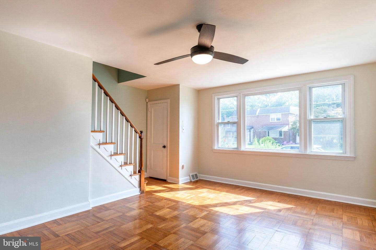 526 MICHELL ST – photo 3