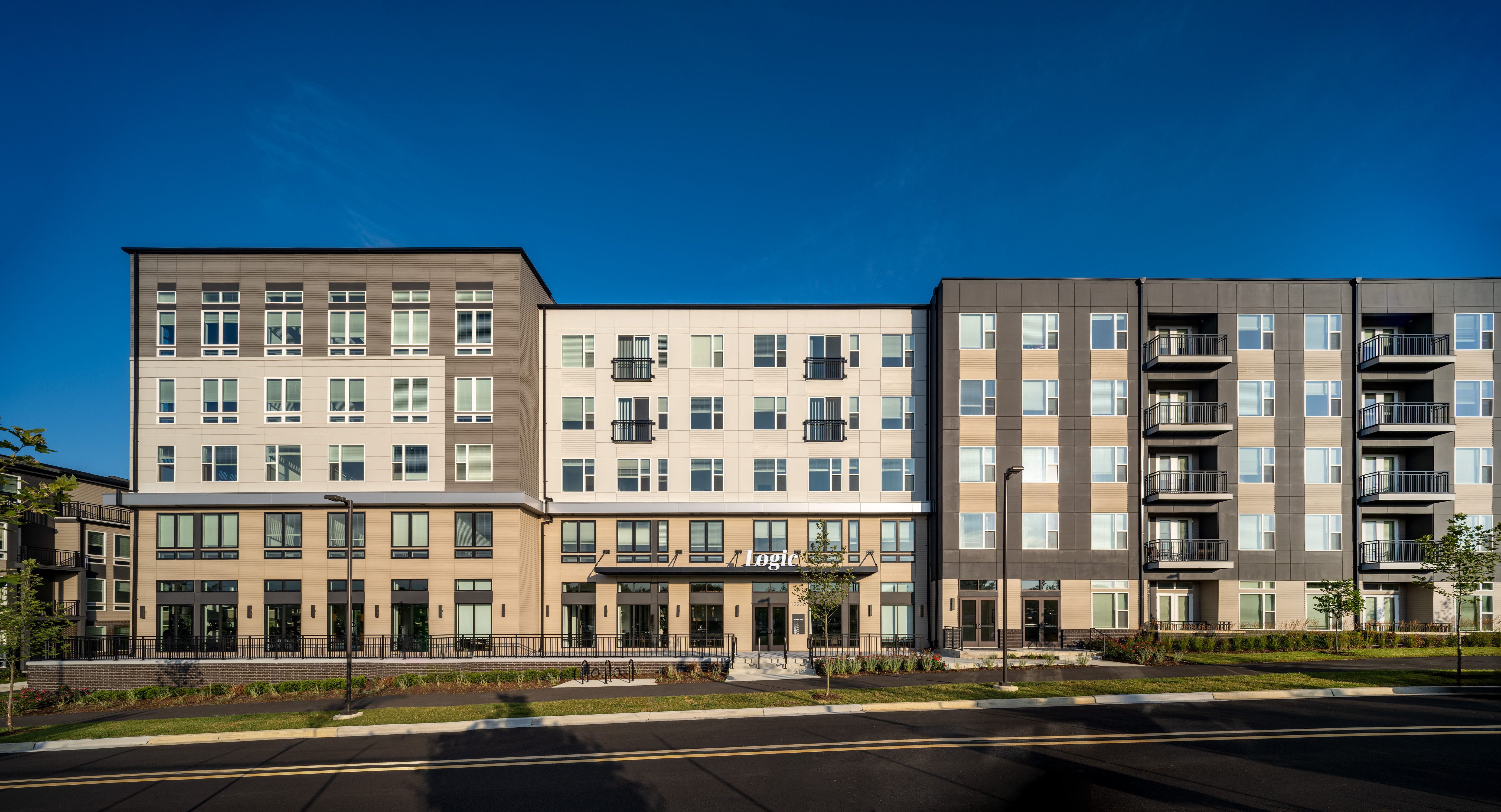 Logic Apartments – photo 2