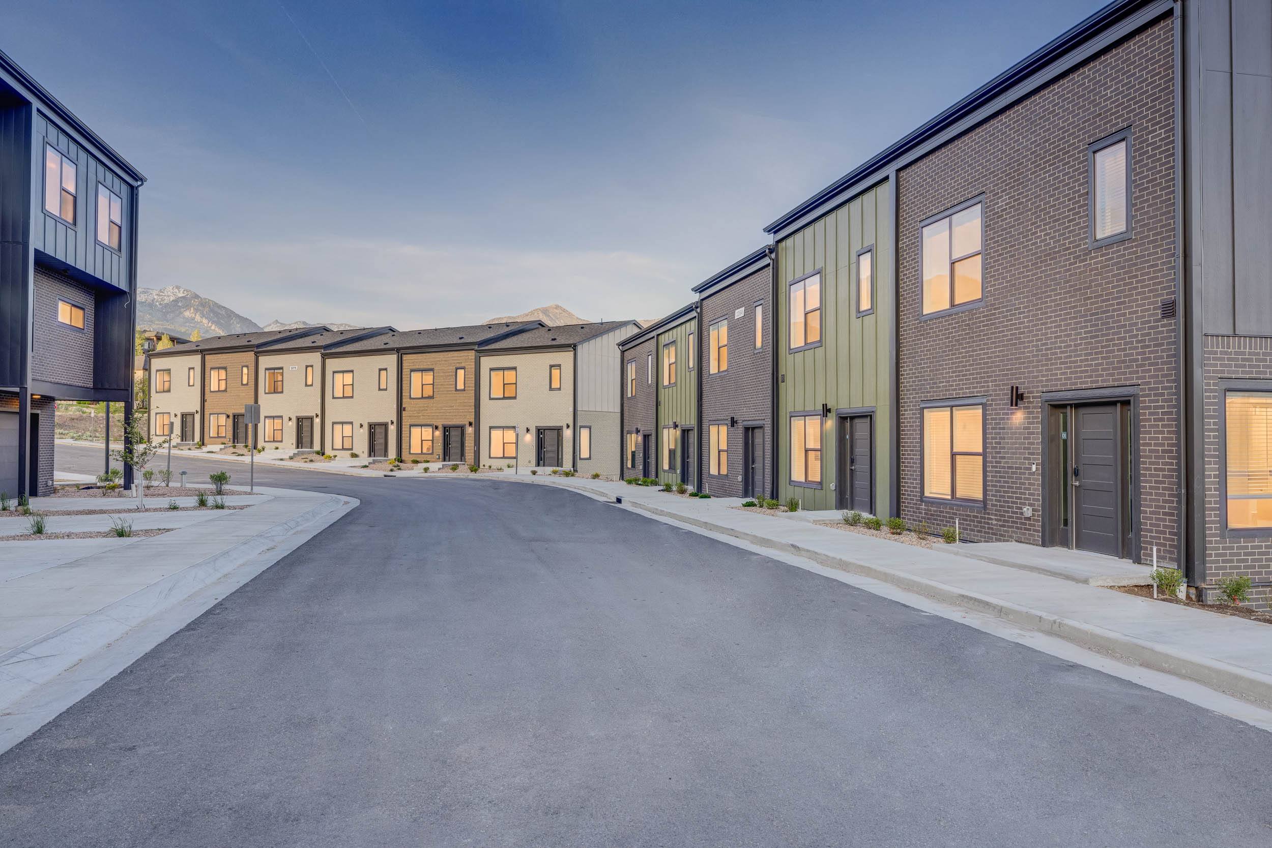 Trailside Townhomes – photo 2