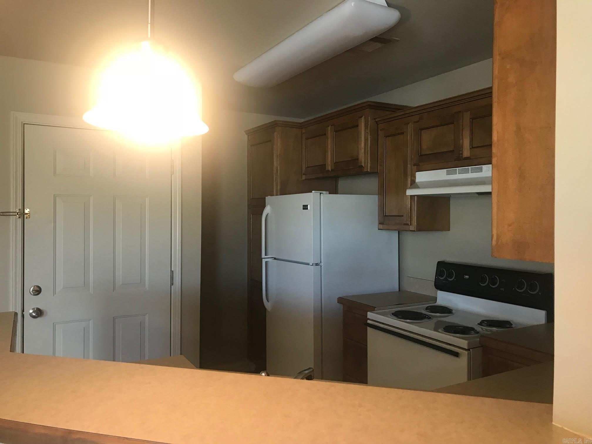 2901 Kennedy Drive – photo 3